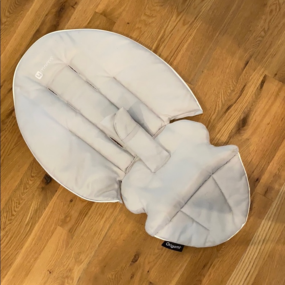 4 moms stroller mat
